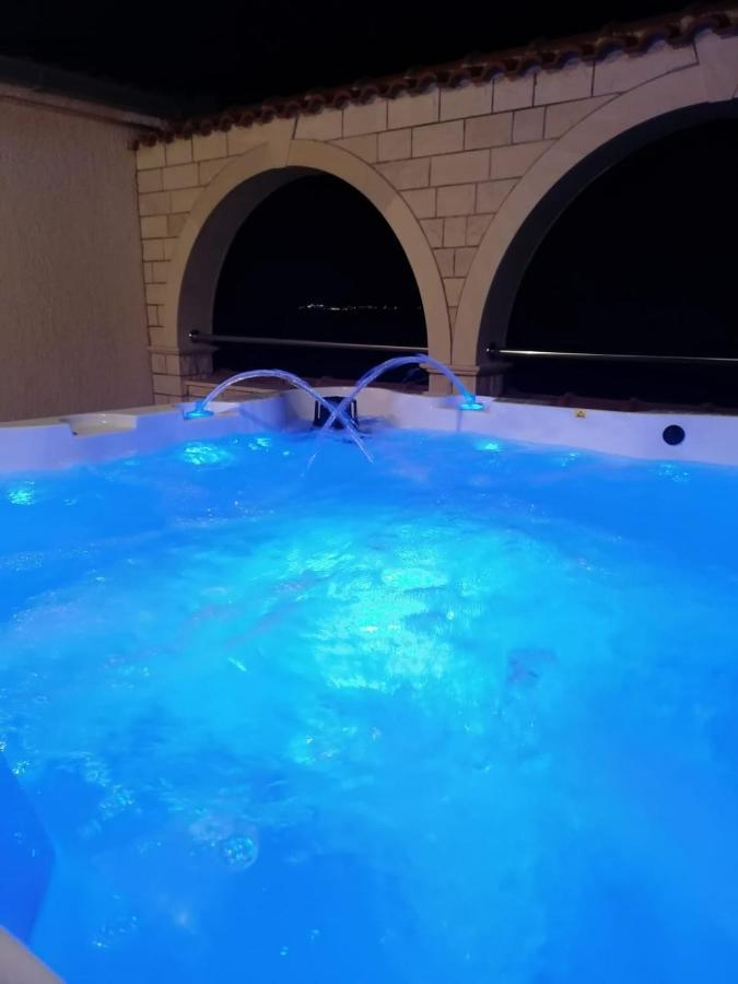 Apartments Villa Anna Podstrana Luaran gambar
