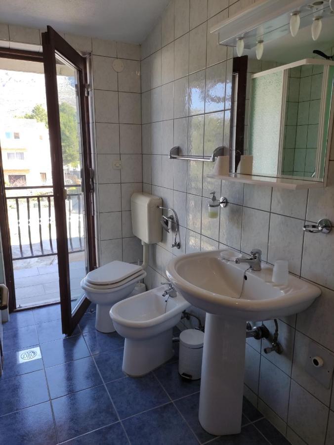 Apartments Villa Anna Podstrana Luaran gambar